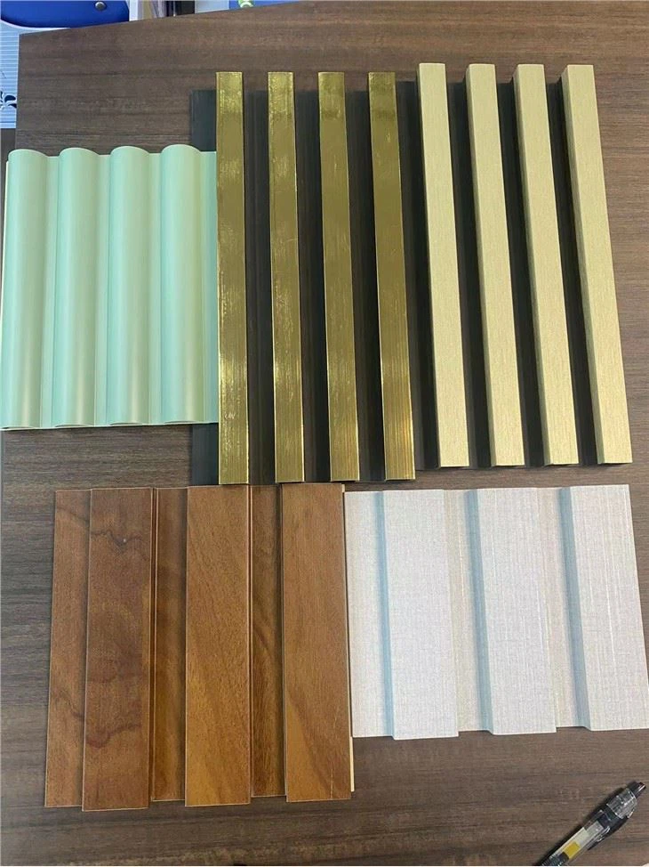 Innanhússkreyting Viðar Plast Samsett PVC Húðun Klæðning Fluted Wall Board WPC Wall Panel