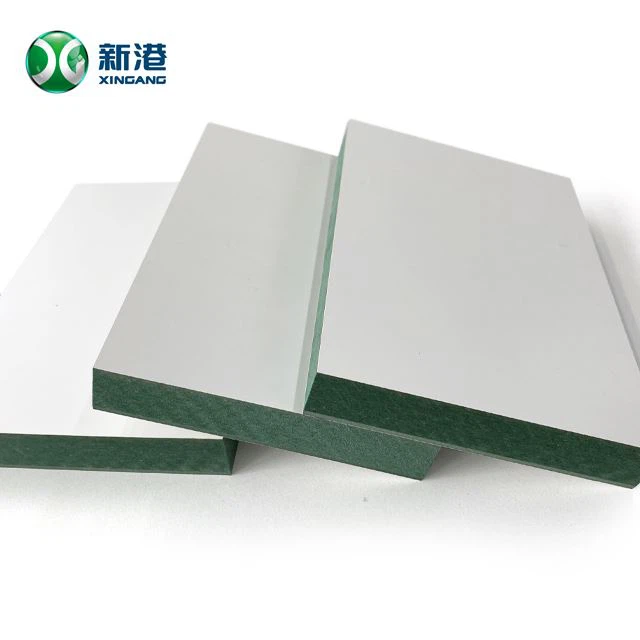 HMR MDF þykkt með melamíni 18mm 1220x2440x18mm Hár rakaþolinn Grænn /HMR Grænn